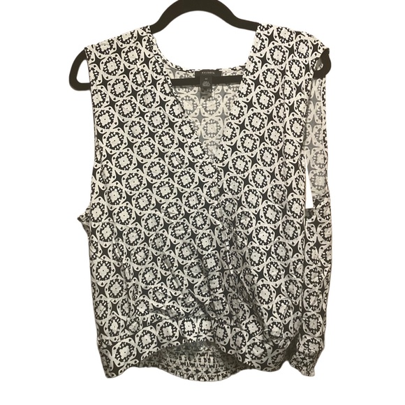 Halogen Black and White Geometric Blouse NWT Size XL - Picture 1 of 7